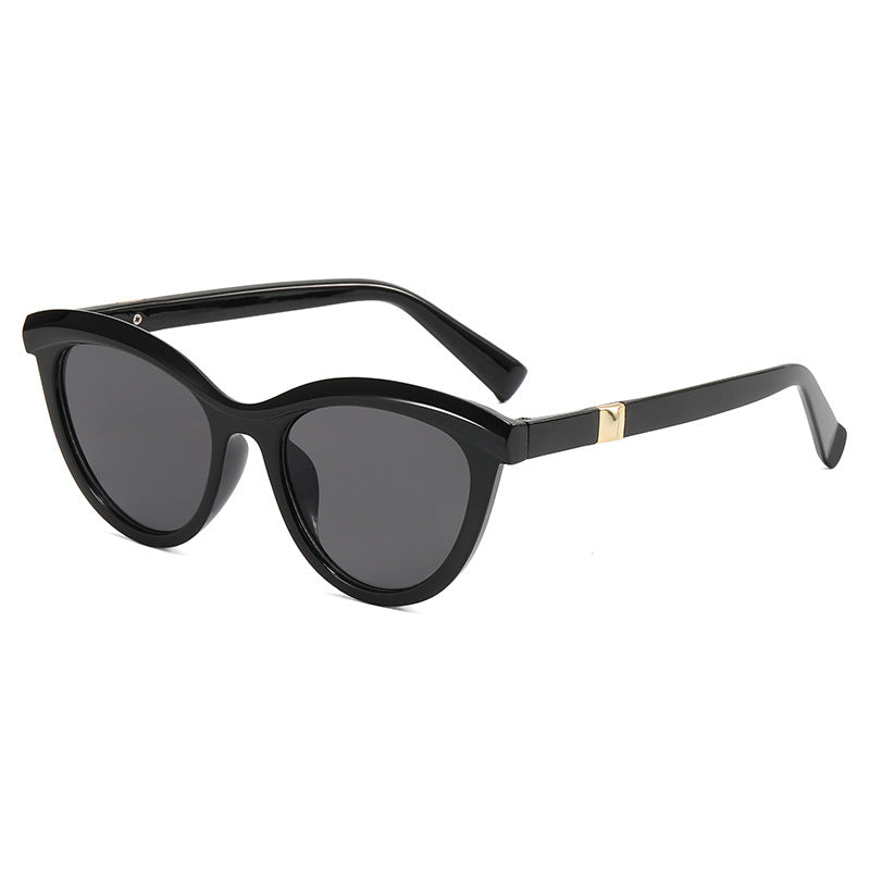 Damen elegante Cat-Eye Sonnenbrille mit stilvollem Metallrahmen Karnz