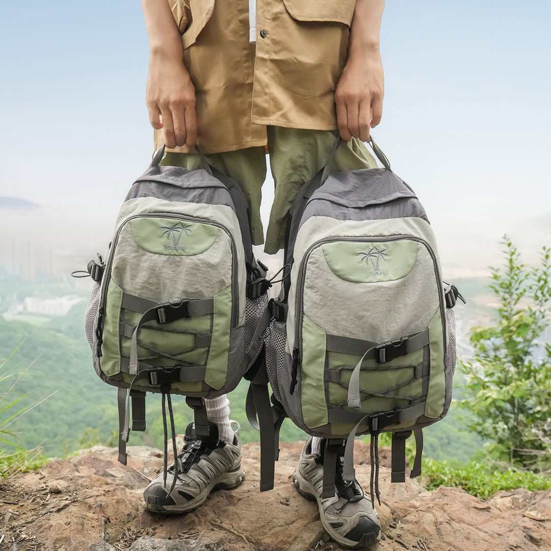 Vielseitiger Wanderrucksack mit verstellbaren Trägern und mehreren Fächern Karnz