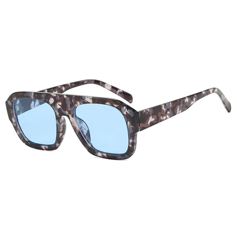 Damen modische Sonnenbrille mit robustem Rahmen und breiten Gläsern Karnz