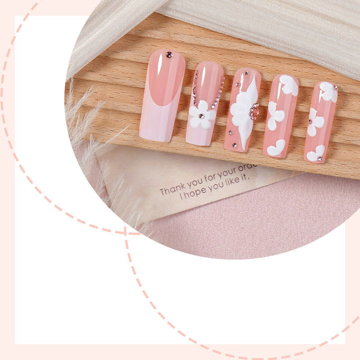 Florales Akzent Press-On Nagelkunst Kit Karnz