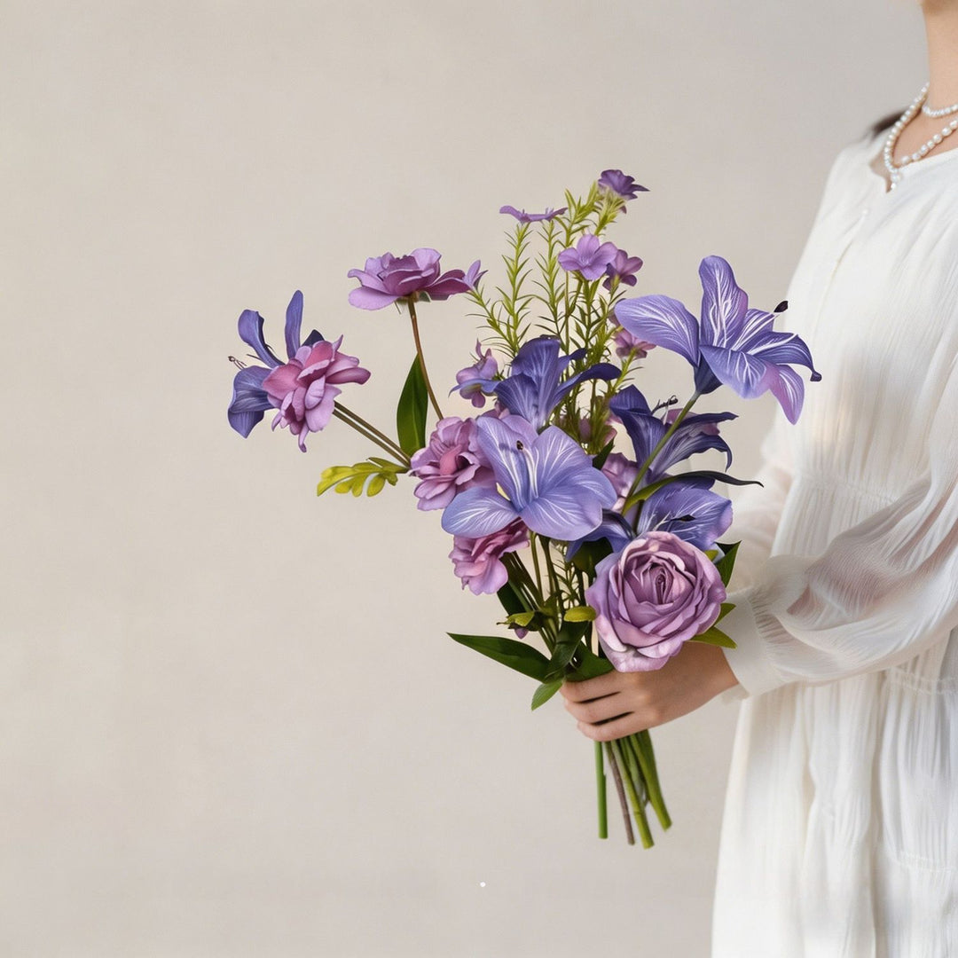 Elegante Faux-Blumenstraußanordnung