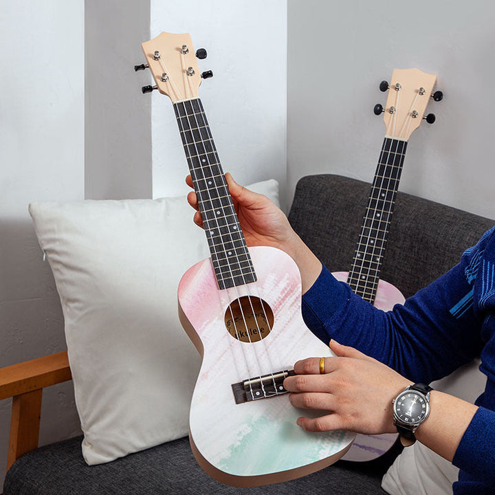 Dekorative Ukulele Karnz