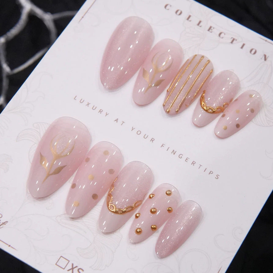 Luxus Press-On Nageldesign
