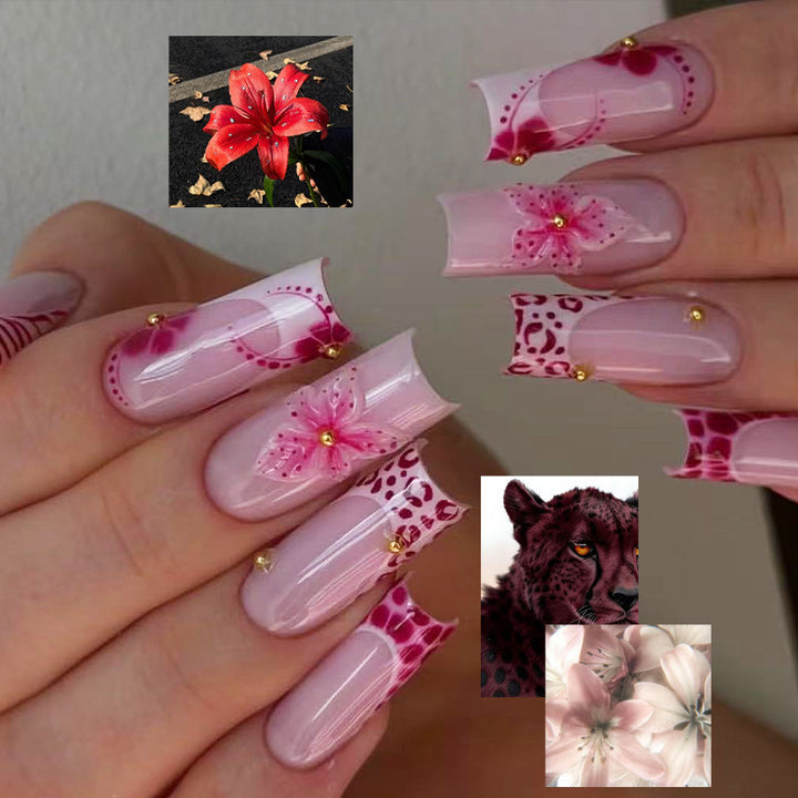 Künstlerisches Floral Design Press-On Nail Set Karnz