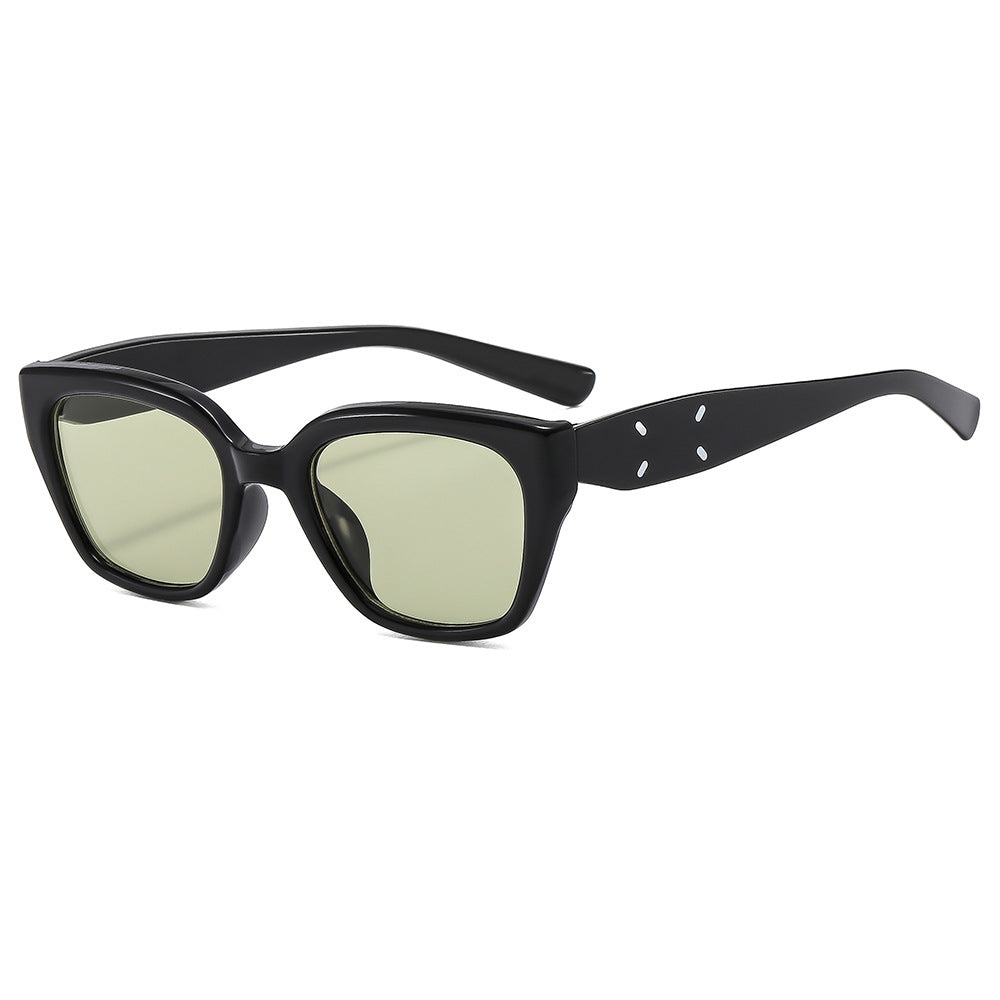 Damen einzigartige Sonnenbrille mit auffällig geformtem Rahmen Karnz