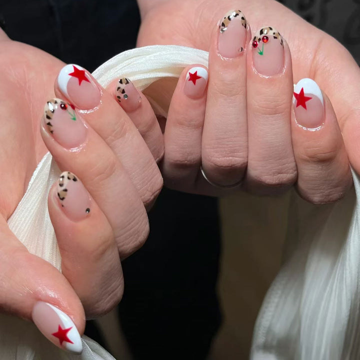Künstlerischer Tierdruck und Stern-Nagelkunst