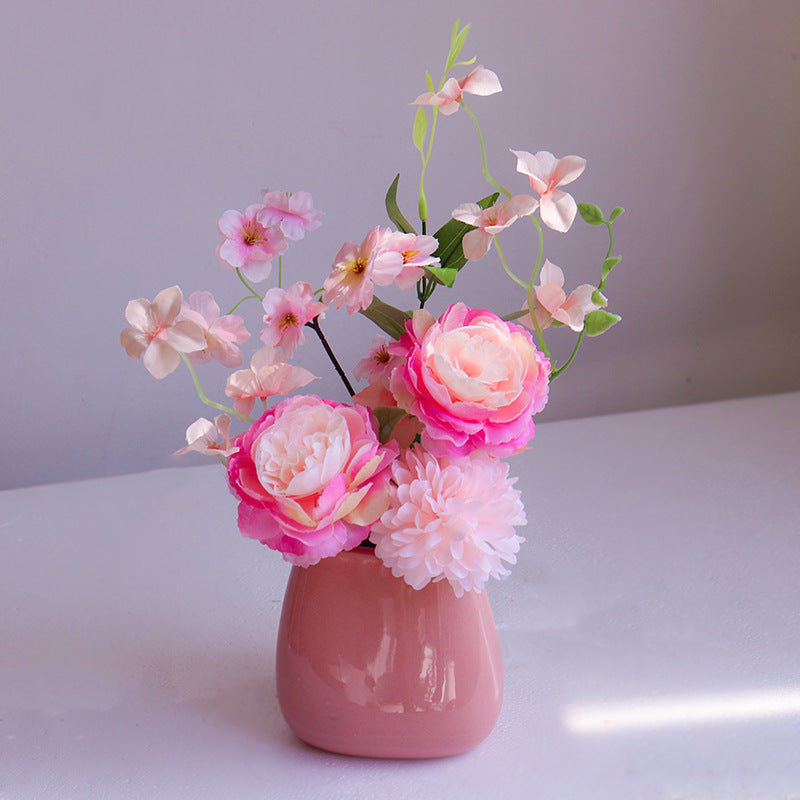 Dekorative Blumenanordnung