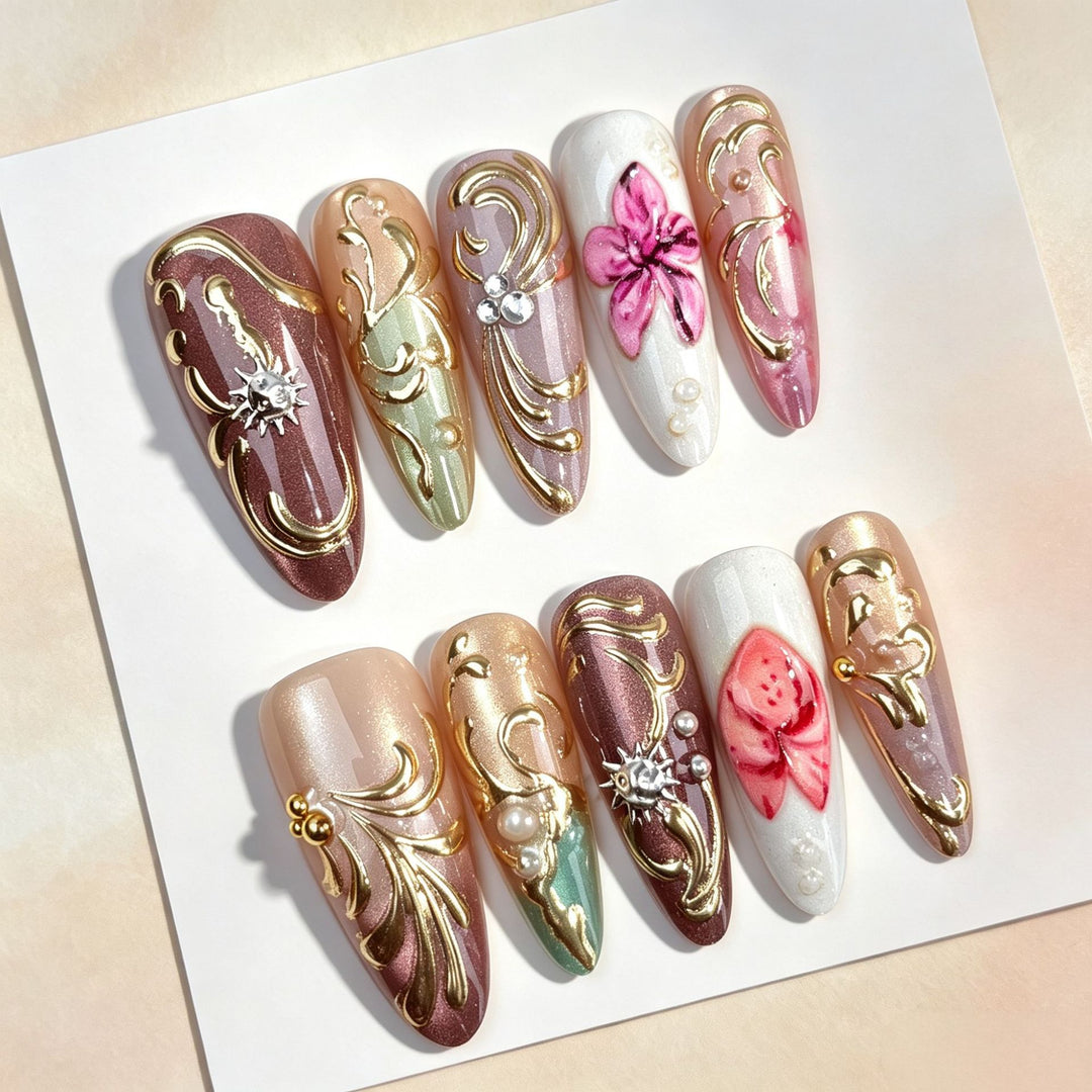 Elegantes Druck-Nagelset im Blumen-Design