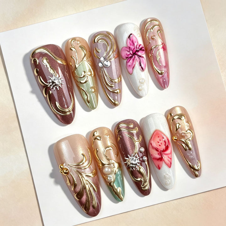 Elegantes Druck-Nagelset im Blumen-Design