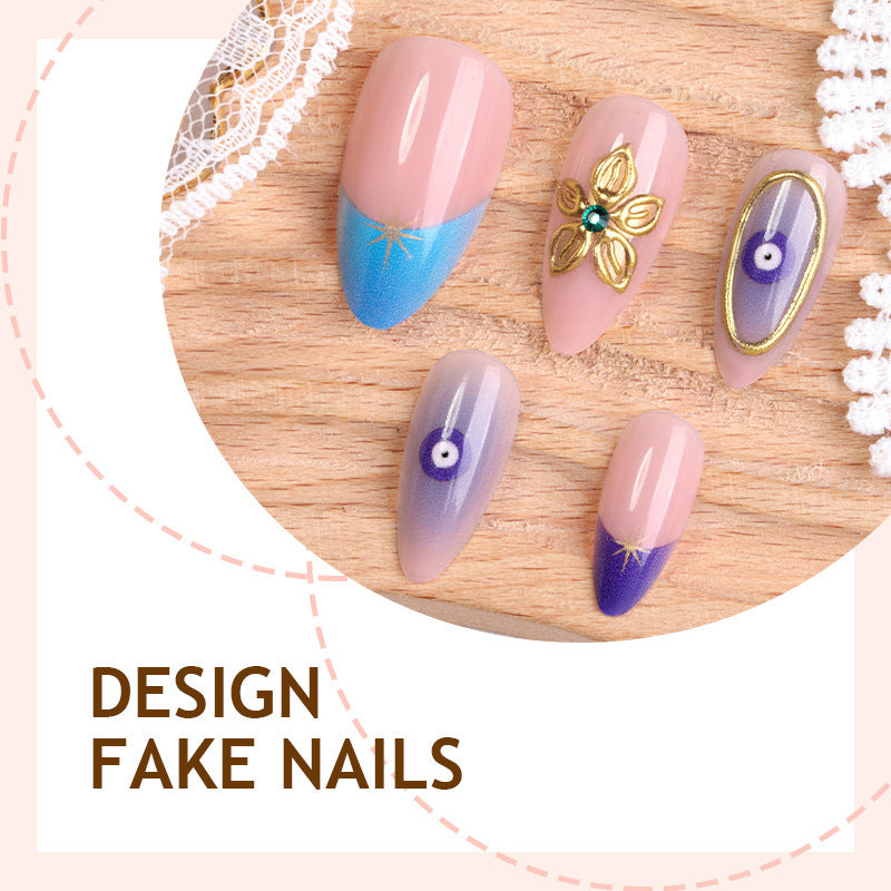 Kreatives Kunstnagelset Karnz