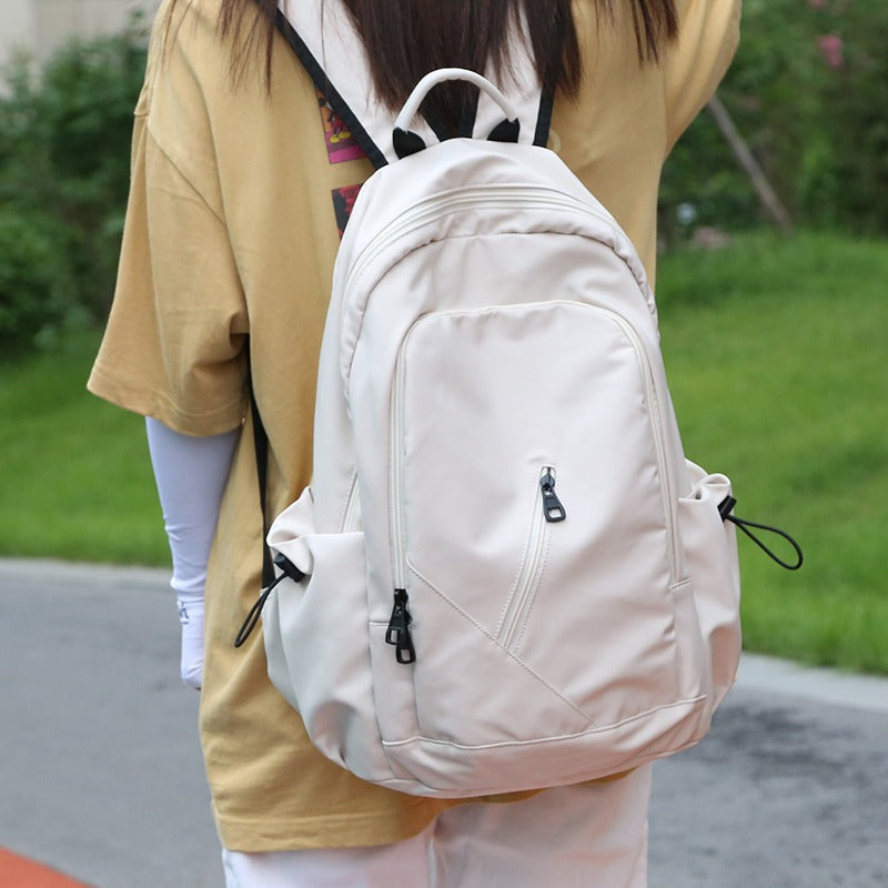 Alltagstauglicher Rucksack mit Vielseitigen Fächern Karnz