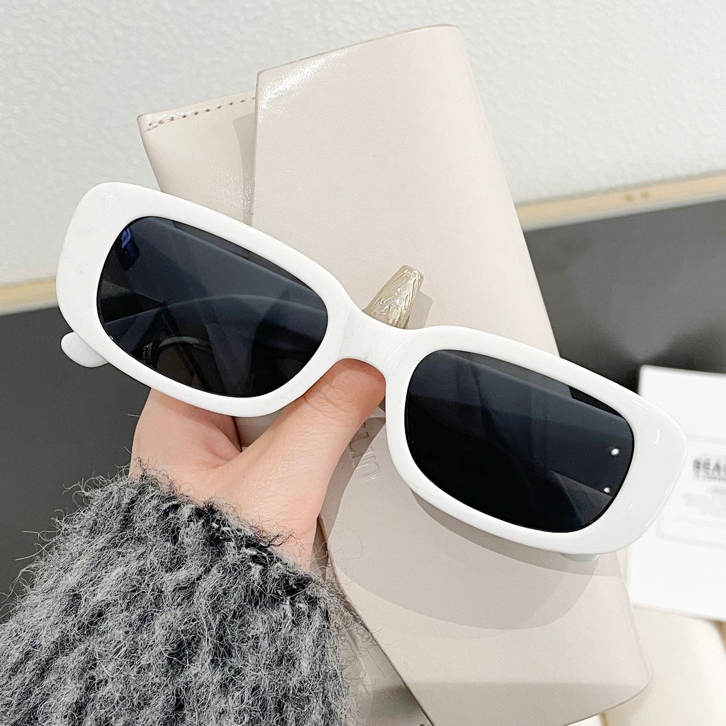 Damen Stylische Rechteck-Sonnenbrille Karnz