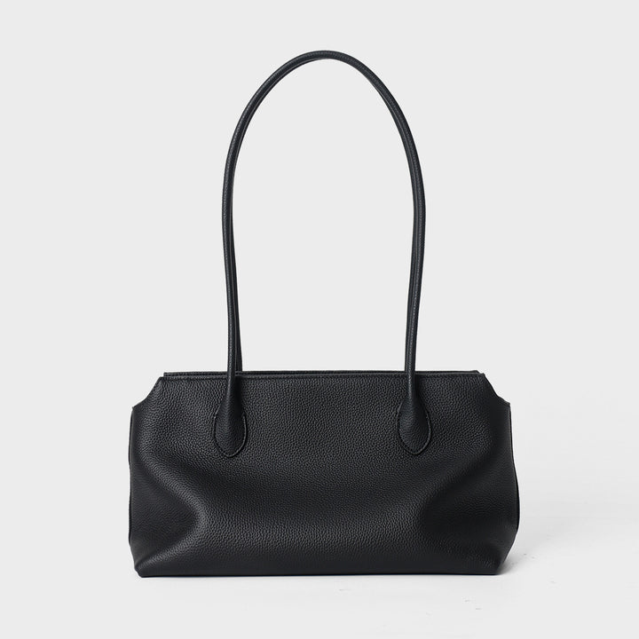 Schlanke Minimalistische Schultertasche mit langen Trägern