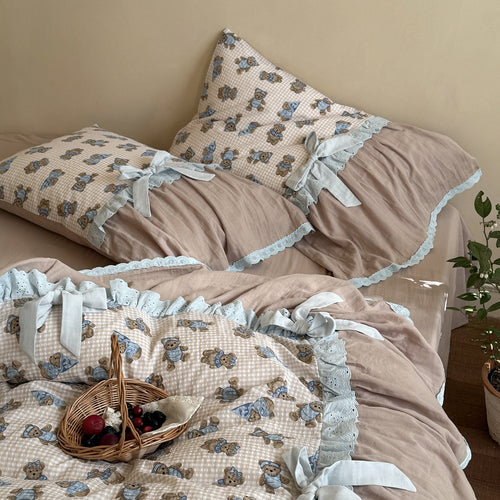 Gestepptes Bettwäscheset mit Teddy‑Muster, Rüschenbordüre und Dekorativen Schleifen