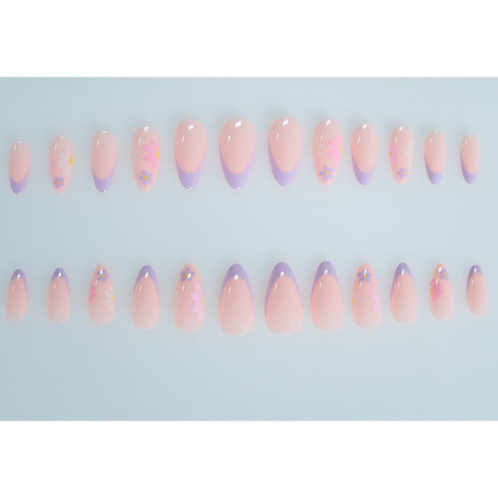 Chic Floral Nail Art Karnz