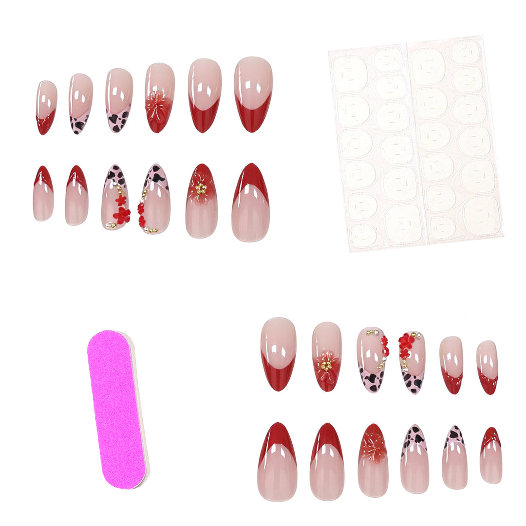 Künstlerische Florale Nagelverzierungen Karnz