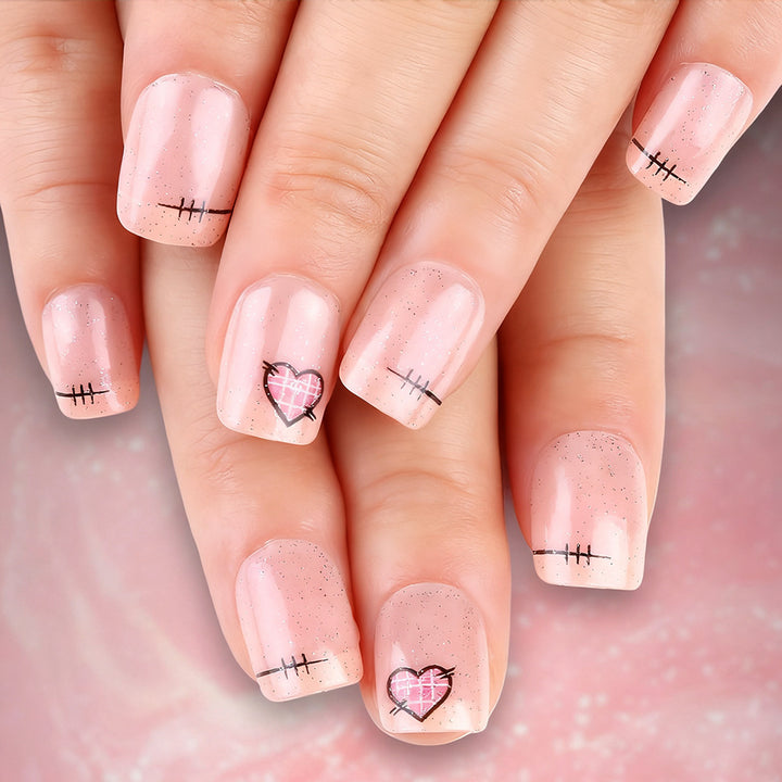 Künstlerische Nagelwickel Karnz