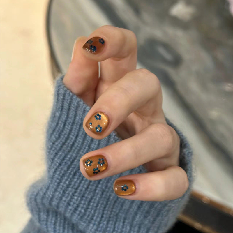 Floral Accent Gel Nail Art Karnz