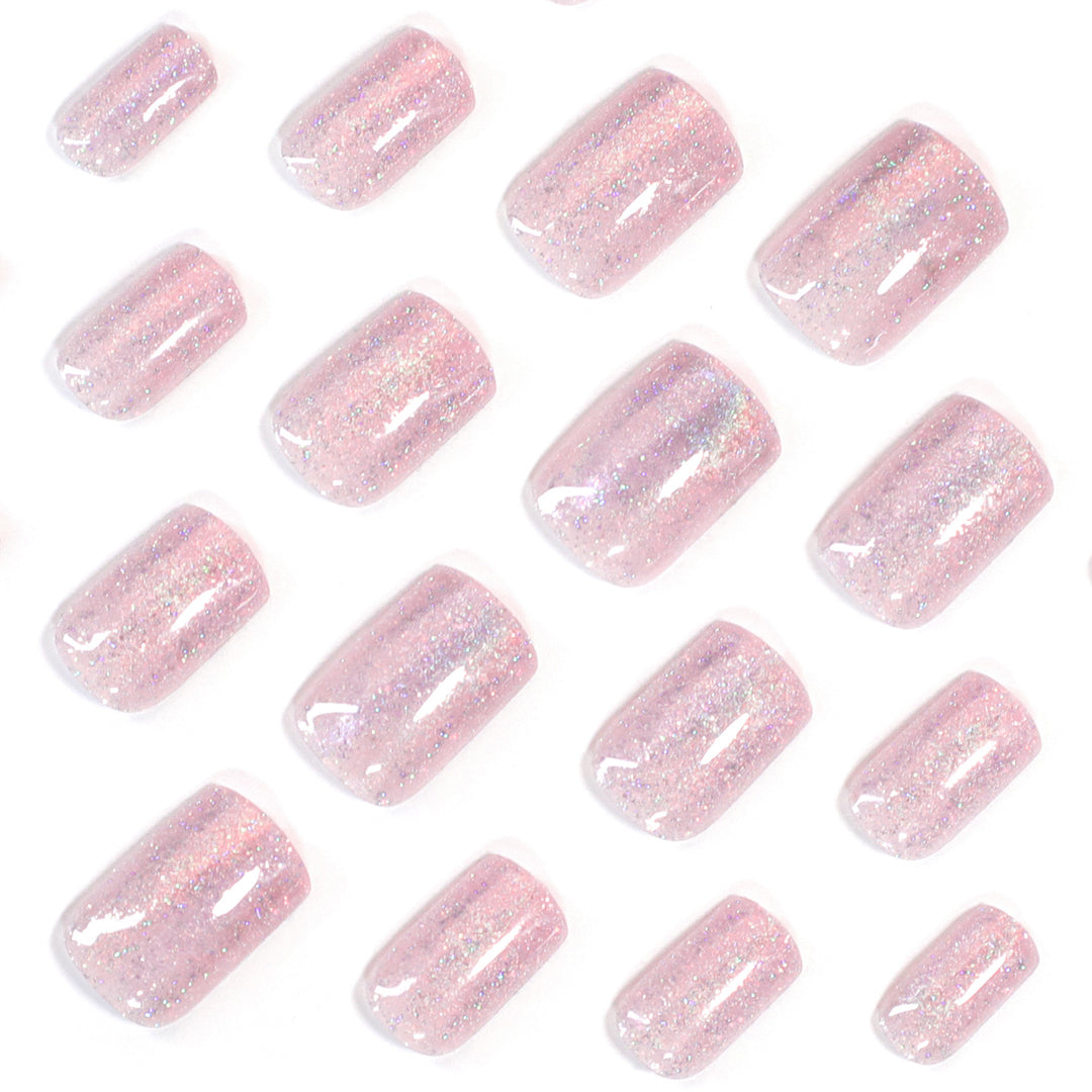 Elegante Nagelkunst mit Glitzer und Ombre-Effekt Karnz