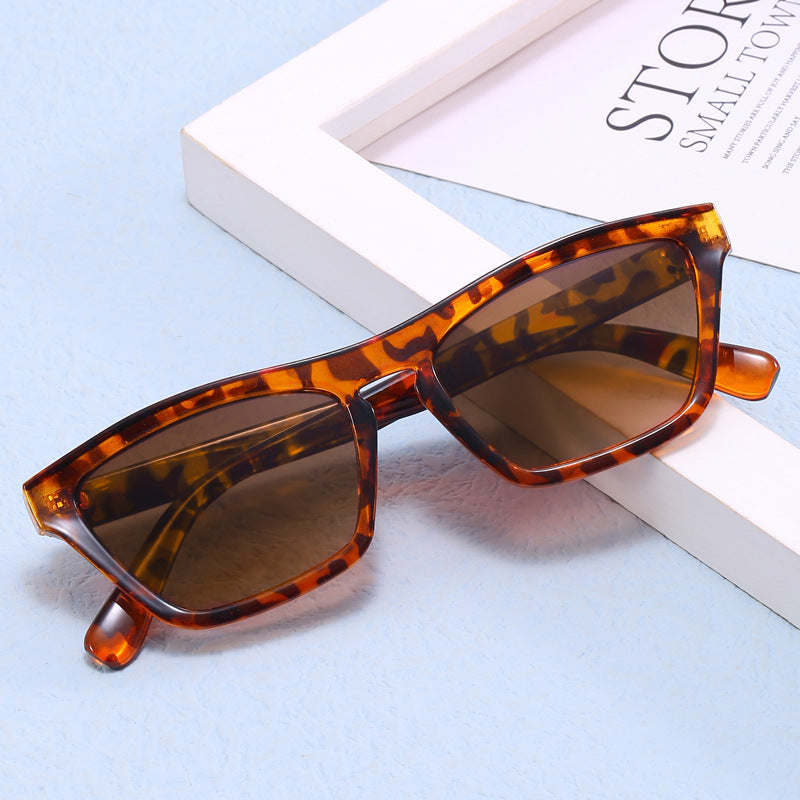 Damen modische Sonnenbrille im trendigen geometrischen Design Karnz