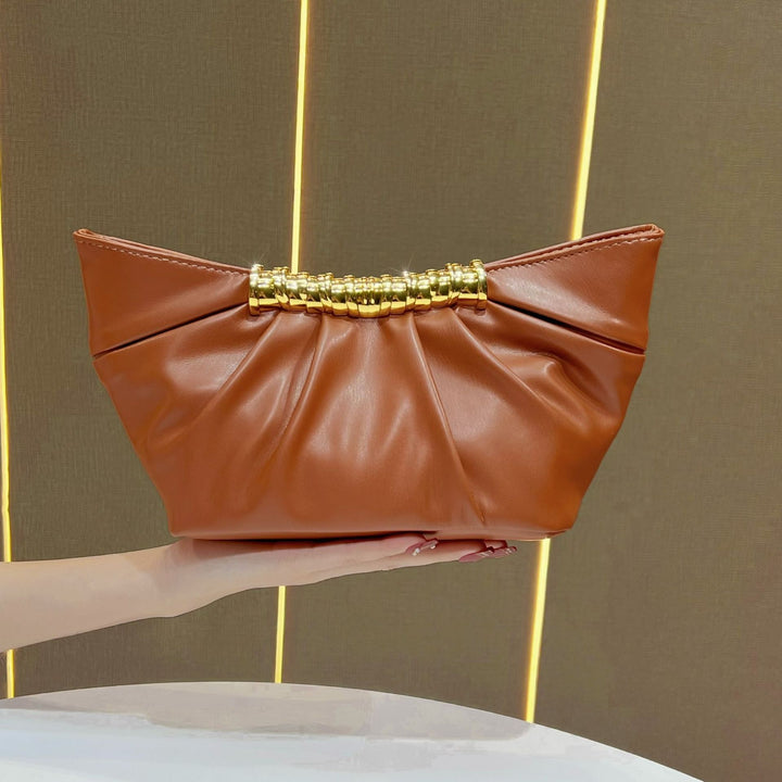 Stilvolle gefältete Handtasche