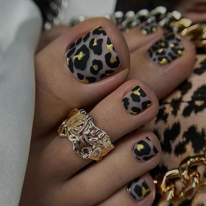 Stylische Leopardenmuster Nagelkunst Karnz 1789915938
