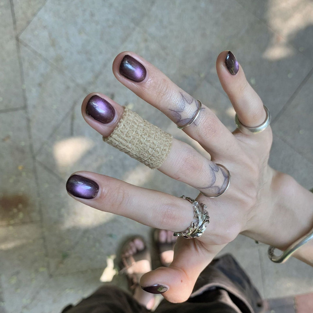 Kunstvolle Nagelspitzen Karnz