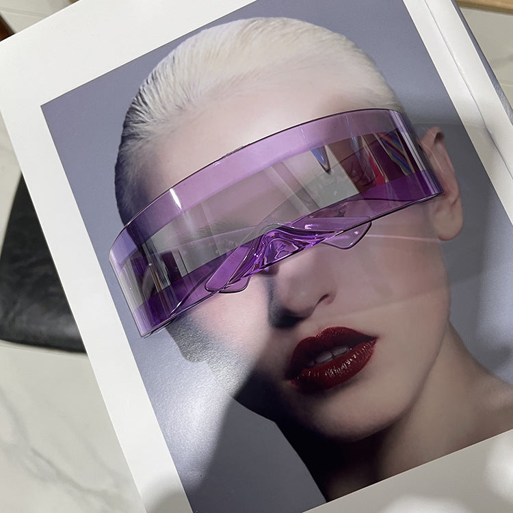 Damen futuristische visierähnliche Sonnenbrille Karnz