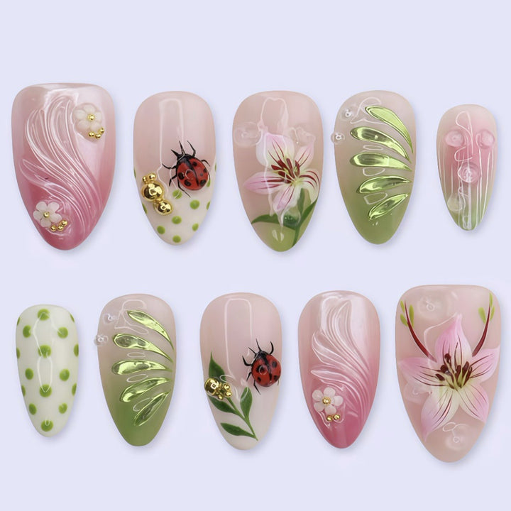 Künstlerisches Floral-dekoriertes Press-On Nagelset