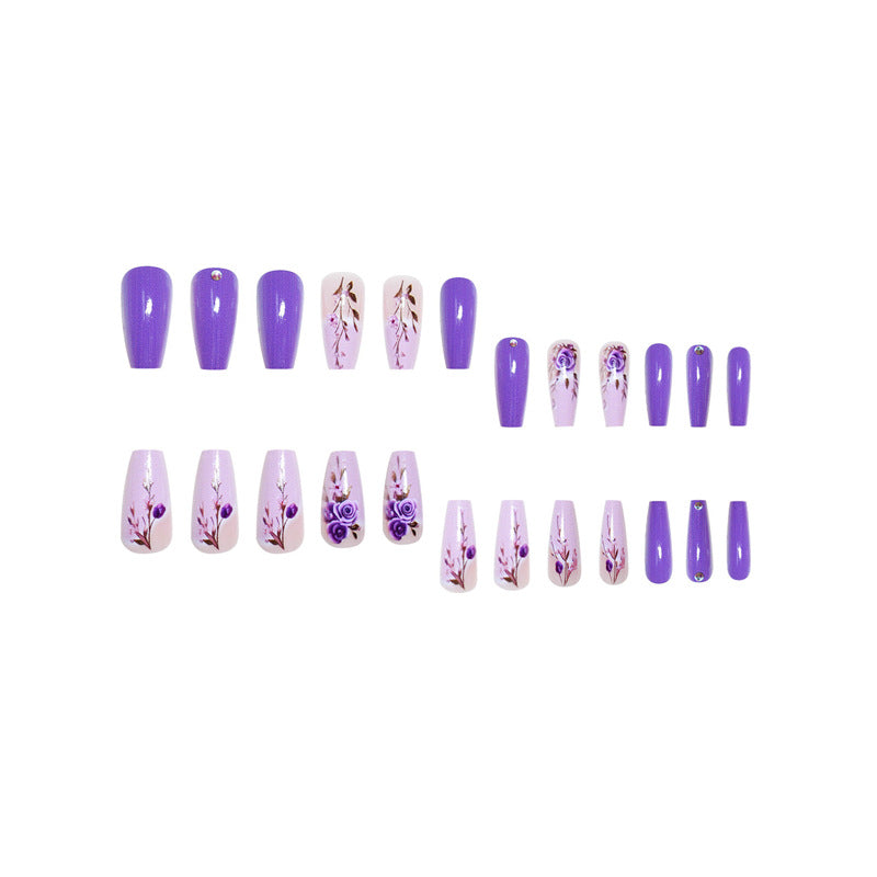 Elegante Blumenmuster Nagelwickel Karnz
