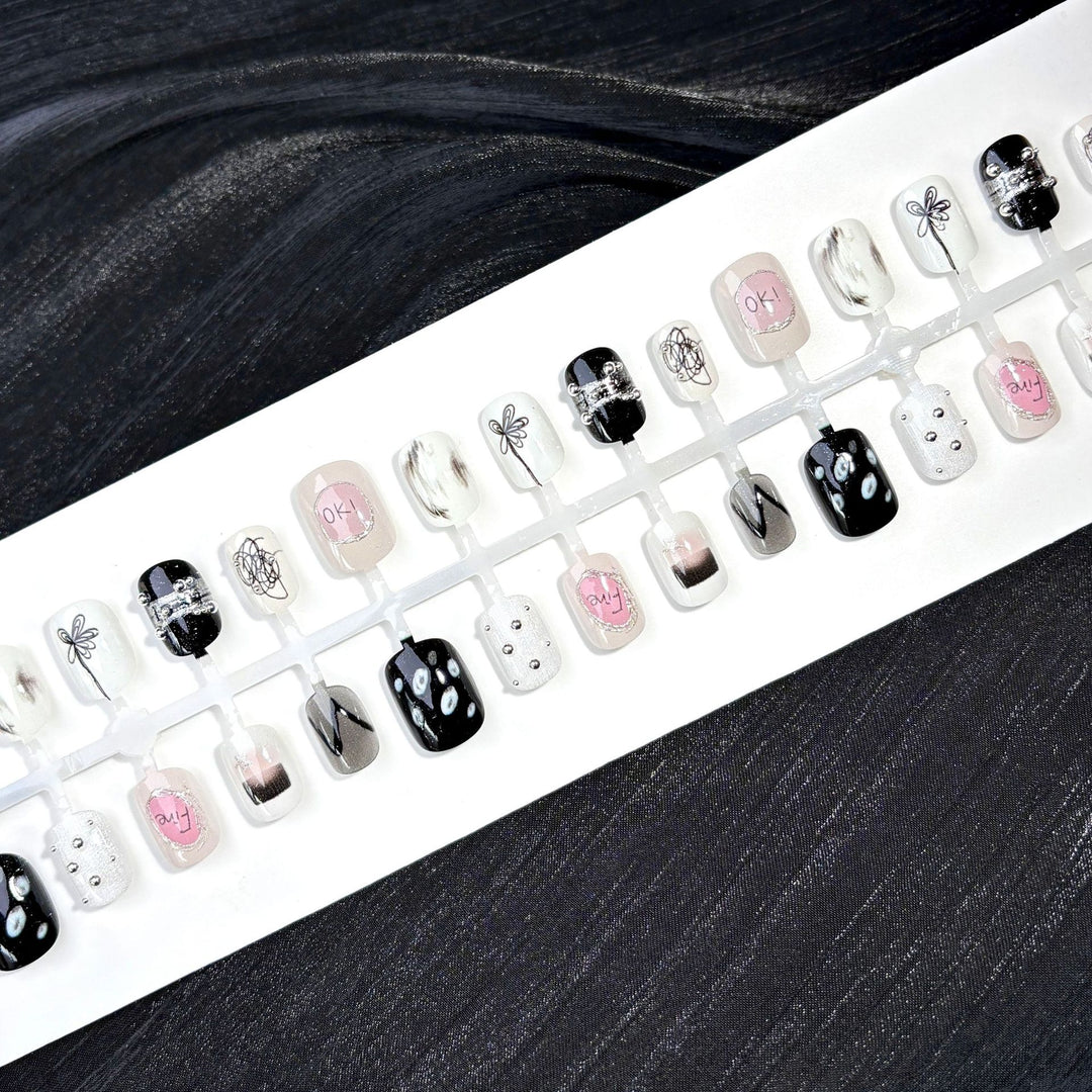 Elegante Polka Dot und Spitzen Press-On Nagel Set