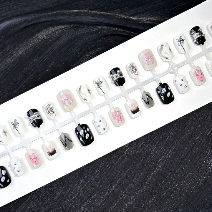 Elegante Polka Dot und Spitzen Press-On Nagel Set