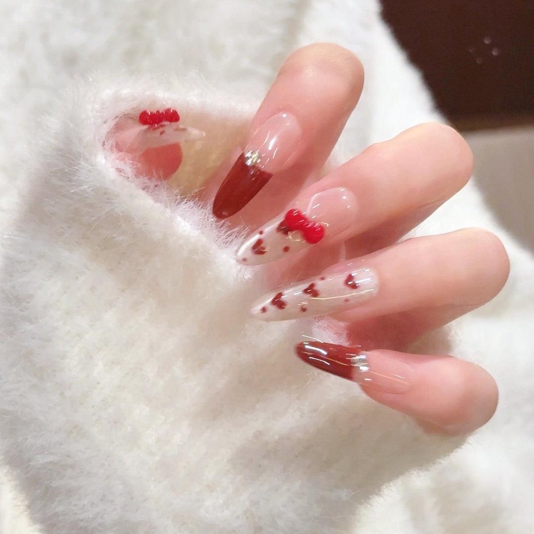 Künstlerisches Press-On Nail Set Karnz
