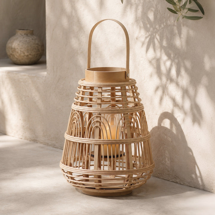 Rustikale Rattan-Laterne Karnz