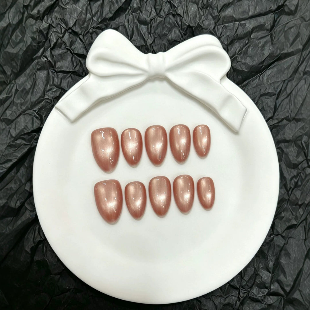 Elegantes Press-On-Nagelset mit Hochglanz-Finish