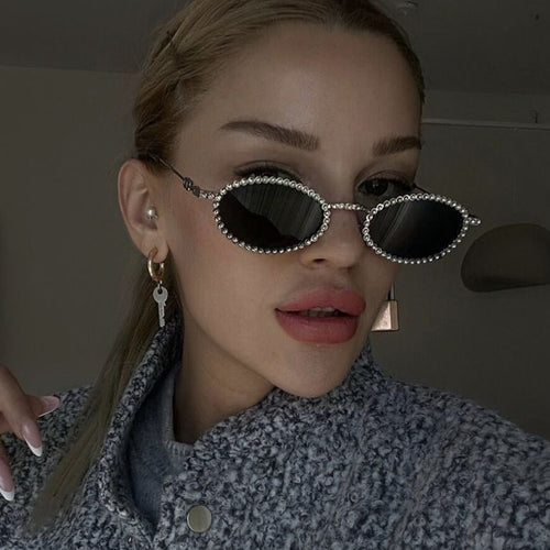Damen extravagante Sonnenbrille mit originellem Rahmen und modernen Gläsern Karnz