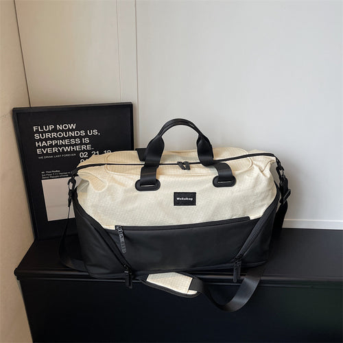 Stylische multifunktionale Reisetasche