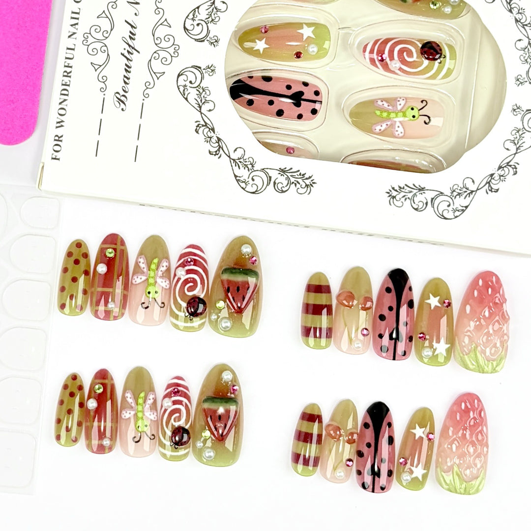 Kunstnagelset Karnz