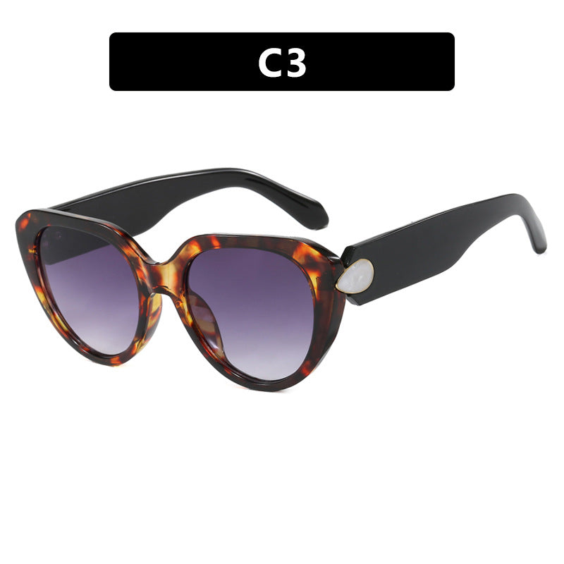 Damen Cat-Eye Sonnenbrille mit auffälligem Design und schützendem UV-Filter Karnz