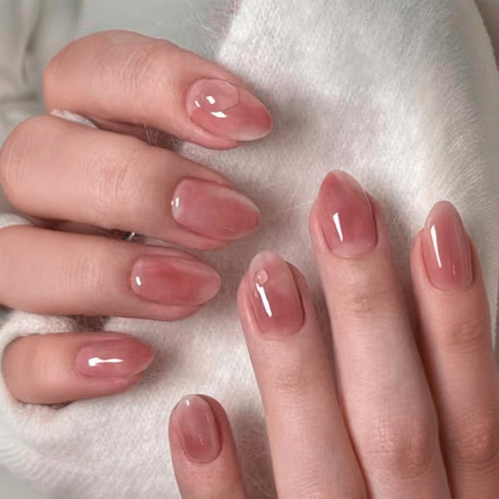 Kunstnagelset mit elegantem, transparentem Glanz Karnz