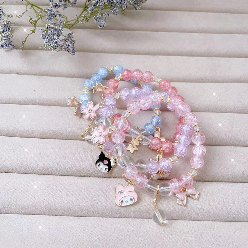 Elegantes Armband mit Tier- und Glitzeranhängern Karnz