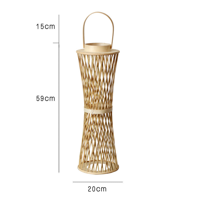 Elegante Laterne aus Rattan Karnz
