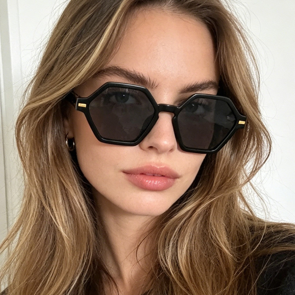 Damen hexagonale Sonnenbrille mit modischem Design und UV-Schutz Karnz
