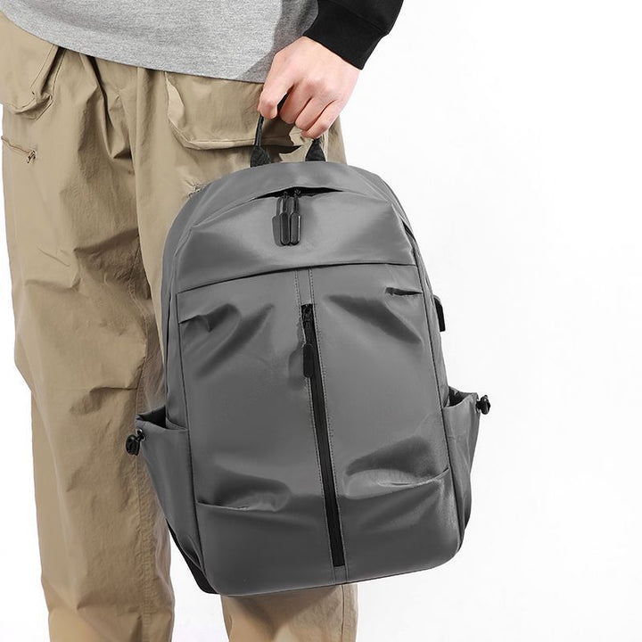 Ergonomischer Rucksack mit Intelligentem Stauraumkonzept Karnz