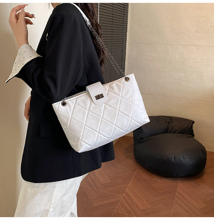 Quilted Elegante Umhängetasche Karnz