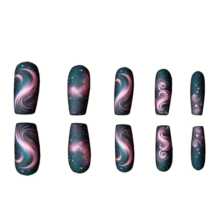 Künstlerische galaktische Nagelverzierungen Karnz