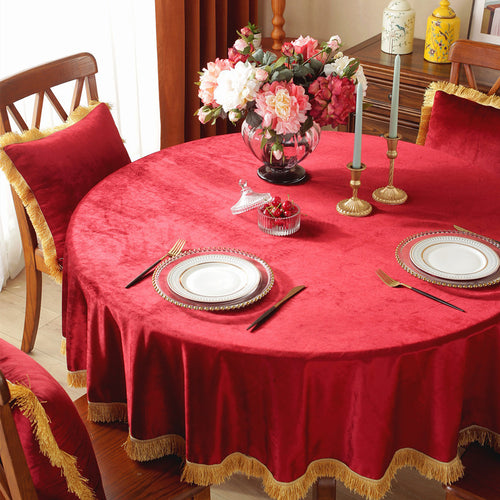 Samtischdecke mit elegantem Fransen