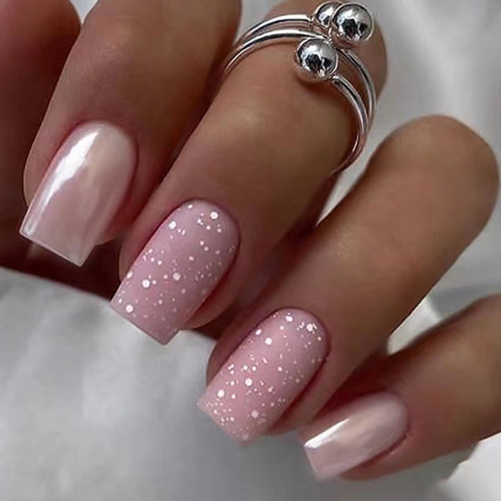 Dekorative Glitzernde Nagelverzierungen Karnz
