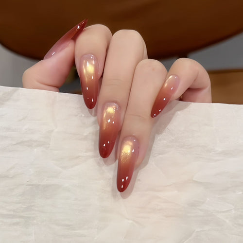 Kunstnägel mit Elegantem Ombre-Effekt Karnz