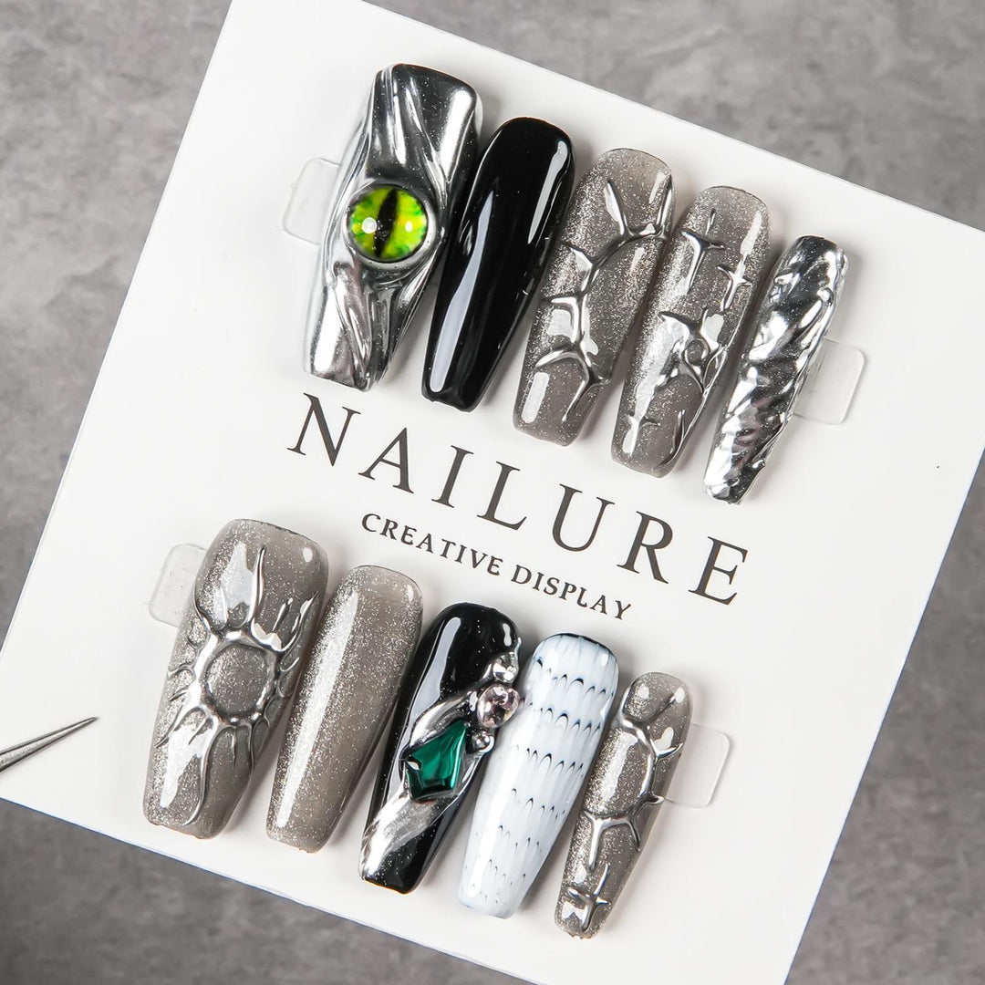 Kreatives Kunst Press-On Nagel Set mit einzigartigen Texturen